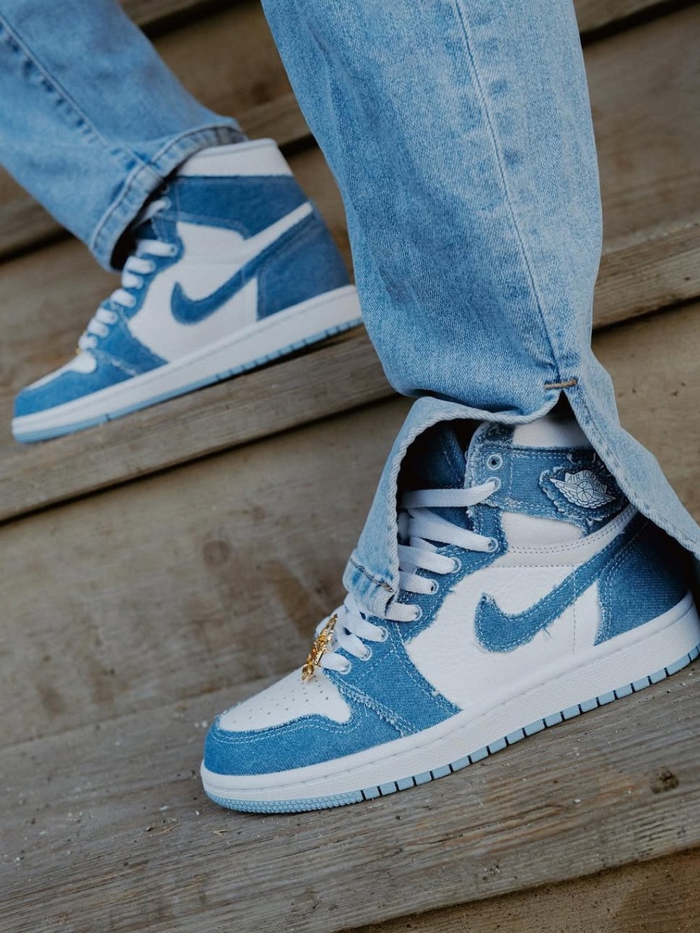 Womens Air Jordan 1 High OG Denim - Picture 11 of 11